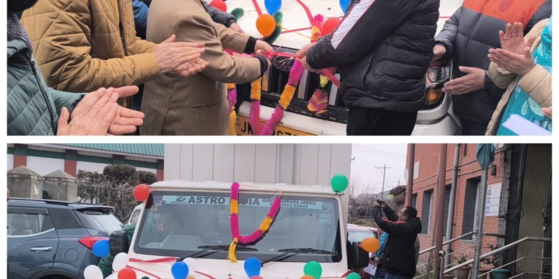Director Agriculture dedicates Mobile AC van to boost farmers’ market access in Kashmir