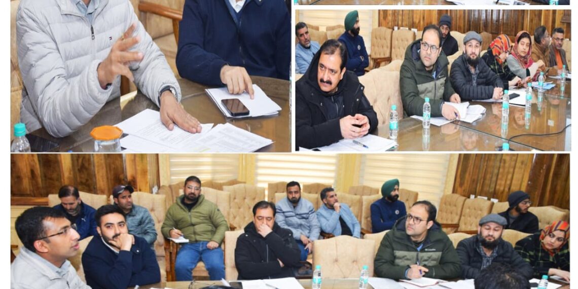 Div Com Kashmir reviews IWAI’s river Jhelum water transport project