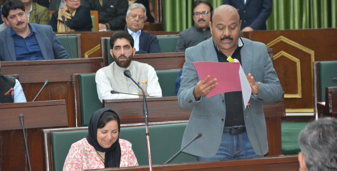 Govt won’t compromise on quality of macadamization works: Deputy CM