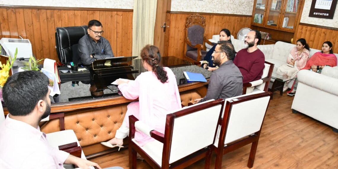 PDD Graduate Engineers call on Javed Rana, seek resolution of long-pending issues