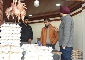 Administration inspects meat, chicken shops in Doda town 