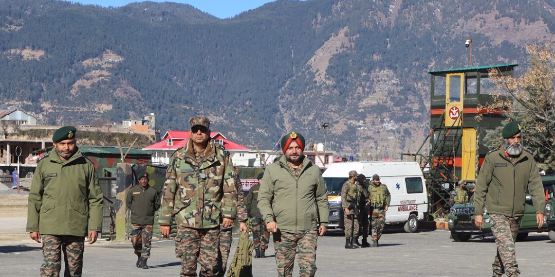 Top Army Commanders review counter terrorism grid in Kishtwar