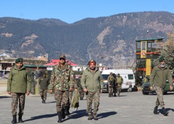 Top Army Commanders review counter terrorism grid in Kishtwar 