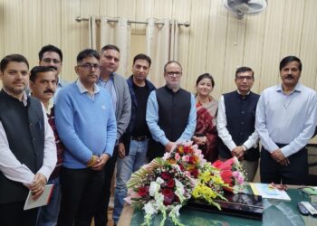 Ashwani Kumar assumes charge as ACS, PDD