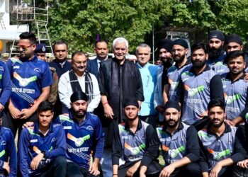 Youth solution to every challenge: LG Sinha