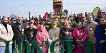 Technology, organic farming key to boosting rural economy: CM Omar