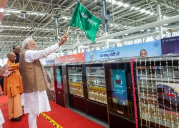 Today world feels India can provide solutions to 21st century challenges: PM