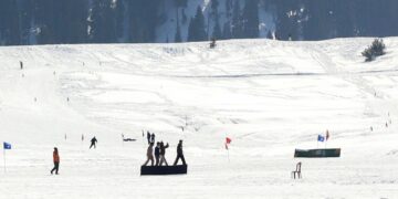 Khelo India Winter Games are being held in Gulmarg for 6th consecutive time. Around 1,000 athletes are participating in the four-day event.