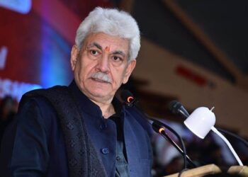 LG Sinha reopens 11 tourist spots in Kashmir, 3 in Jammu