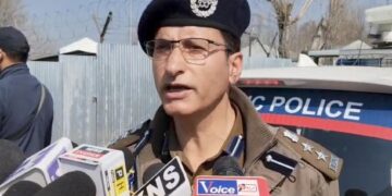 Staggered school timings on cards for Srinagar