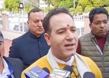 NC ‘betrayed’ youth by outsourcing 24,000 jobs, misled on Art 370: LoP Sharma