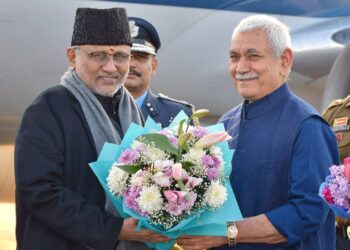 Vice-President Radhakrishnan arrives in Sgr on maiden J&K visit