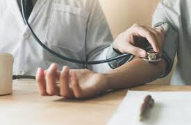 Cholesterol can damage heart without symptoms: Docs