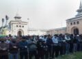 Thousands gather at Jamia Masjid
