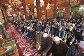 Blessings Abound: Kashmir’s First Ramadan Friday