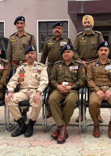 DGP reviews security, CT ops, law & order in Awantipora