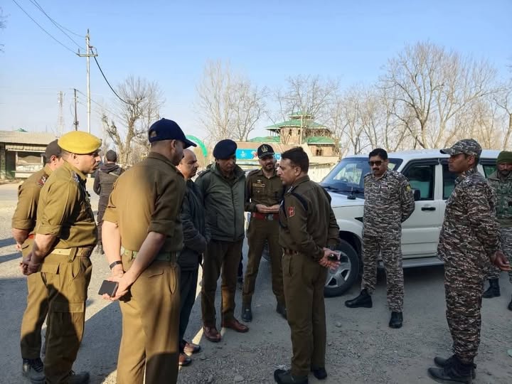 DIGs NKR, CRPF visit ‘ground zero’, assess situation