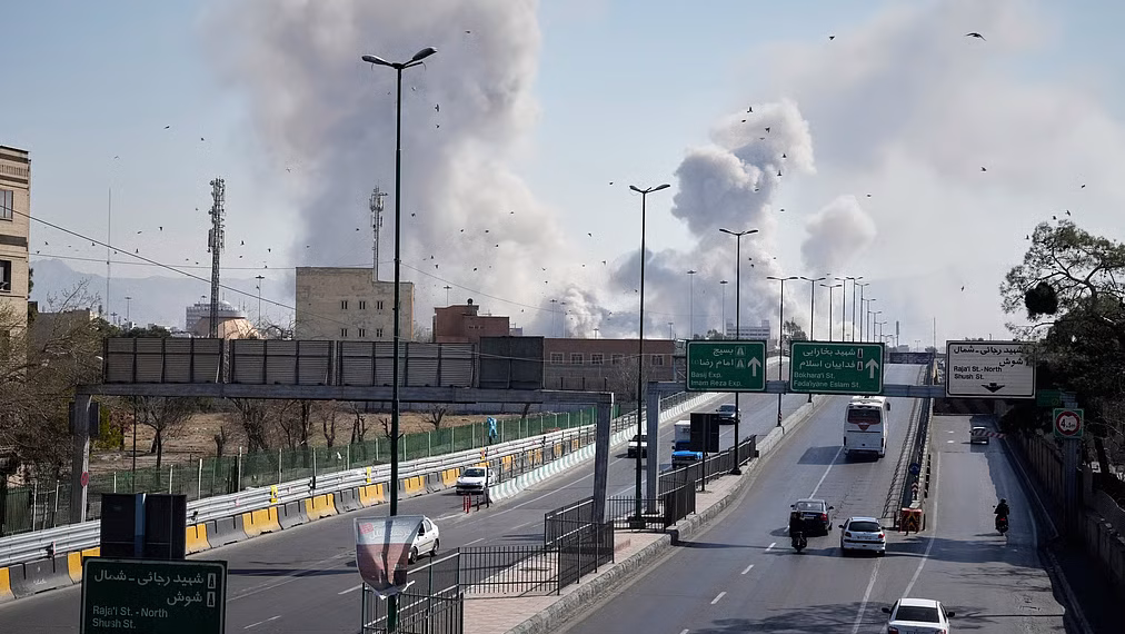 Stranded students seek evacuation via Armenia, Azerbaijan