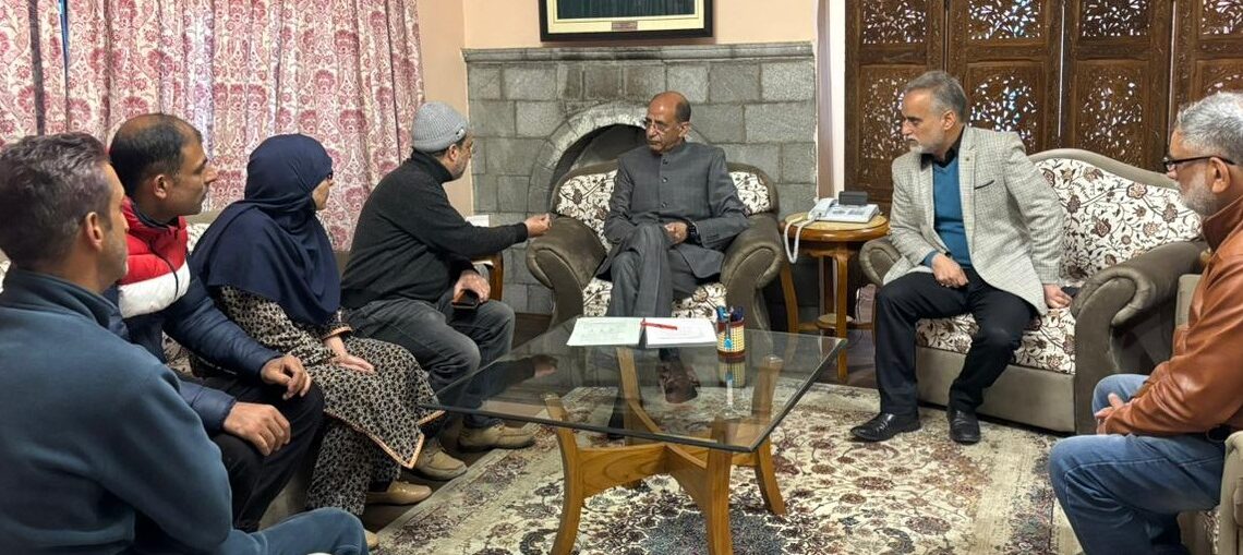 CM’s Advisor meets delegations, individuals at Raabita Office