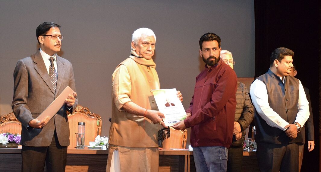 Baramulla’s Gulzar: LG Sinha honored my brother’s memory