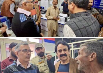 DC Kathua inspects LPG distribution, assures adequate supply