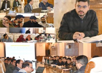 DC Kulgam reviews water supply programmes