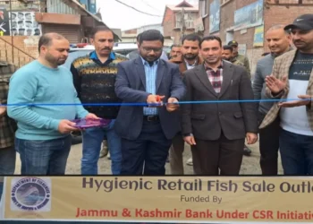 DC Kupwara inaugurates Hygienic Fish Sale Outlet in Handwara