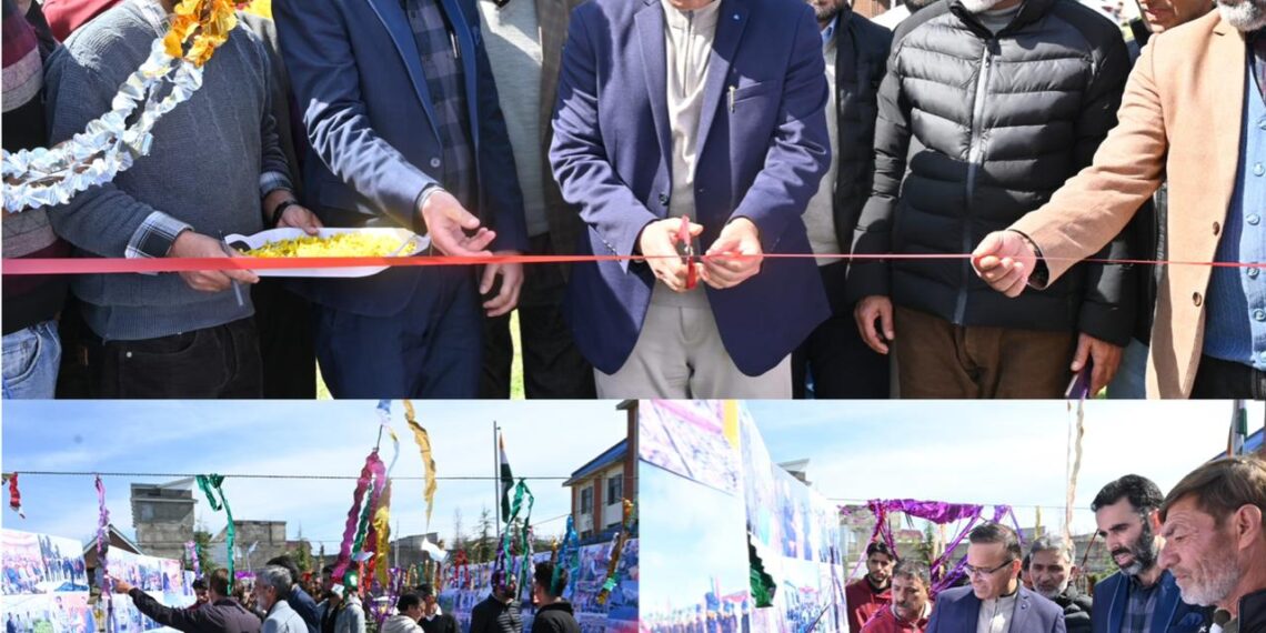 DIPR Shopian conducts Photo Exhibition