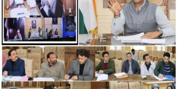 Div Com Kashmir reviews progress of transit accommodation for migrant employees