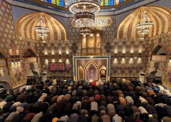 Worshippers gather in prayer at Dargah Hazratbal Shrine in Srinagar on Thursday