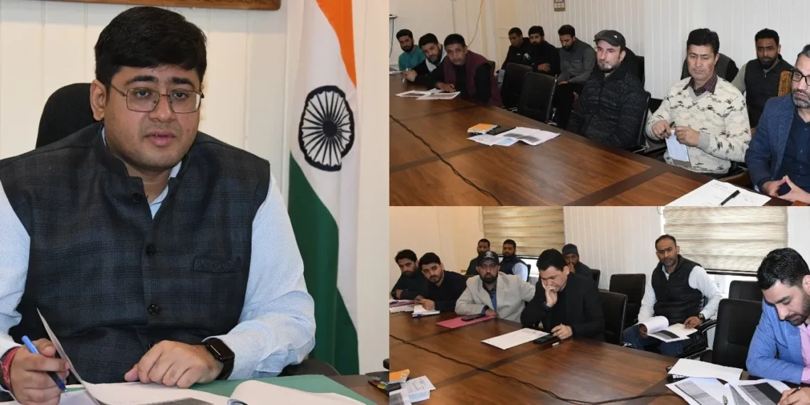 DC Ganderbal reviews digitization progress of revenue records