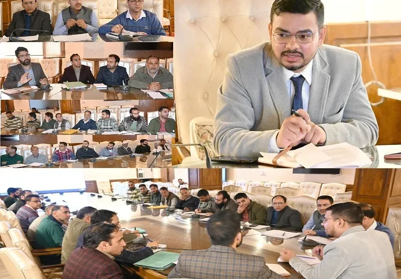 DC Budgam visits district hospital, inspects blood bank, oxygen plant