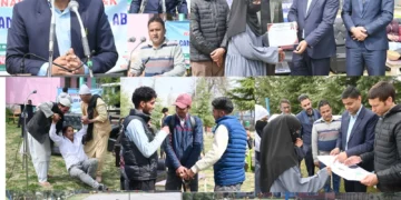 Nasha Mukt Abhiyaan: DIPR Shopian conducts awareness camp
