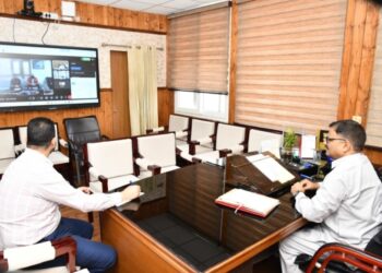 Rana reviews PHE, I&FC schemes in Kashmir division