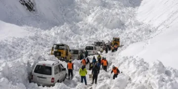 Zoji La Pass accident death toll mounts to 7