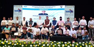 CM Omar hails power linemen as ‘true foot soldiers of PDD’