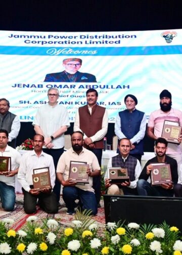 CM Omar hails power linemen as ‘true foot soldiers of PDD’