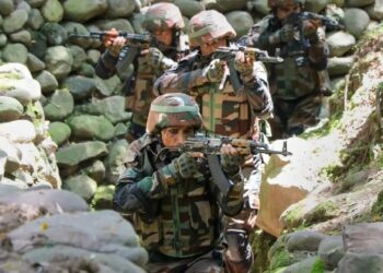 Army foils infiltration bid, terrorist killed