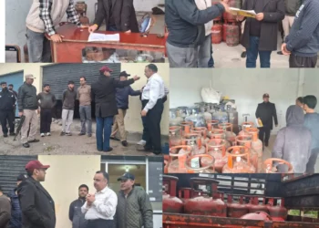 Satish Sharma leads market checking drive across Jammu