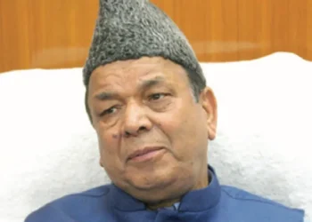 Speaker for comprehensive law to combat fake news