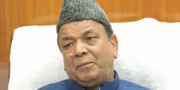 Speaker for comprehensive law to combat fake news