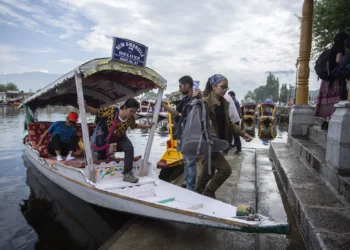 Foreign tourist spike shows confidence in J&K as tourist destination, says Parl Panel