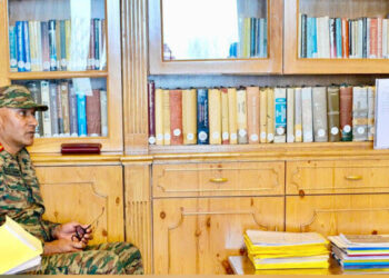 LG Sinha chairs back-to-back security review meetings in Kashmir  