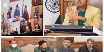 Div Com Kashmir directs rectification of errors, time-bound completion of pending mutations