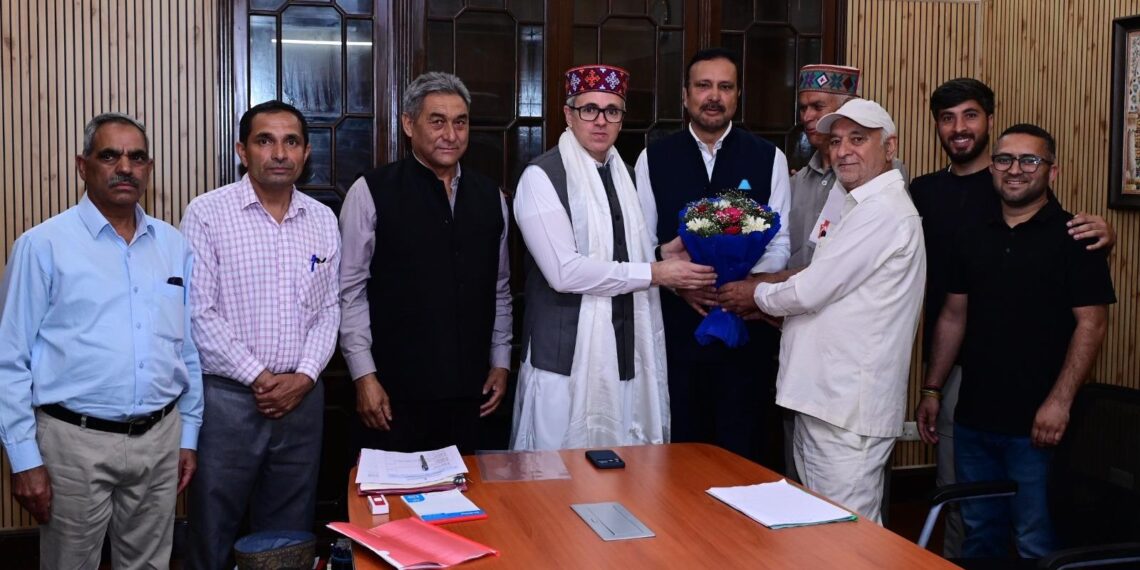 Omar interacts with delegations