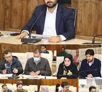 DC Srinagar reviews progress of agricultural projects 