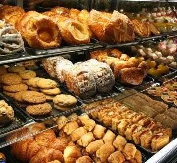 Kashmir bakers’ association distributes over 560 Eid kits among underprivileged