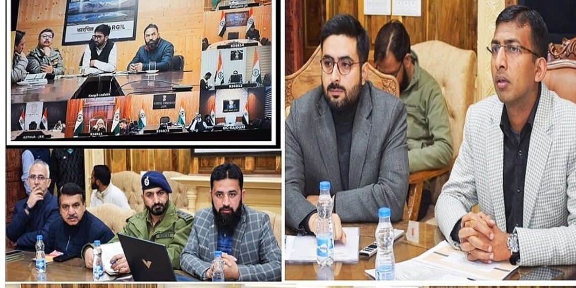 Departure of Hajj Pilgrims: Div Com Kashmir reviews preparations