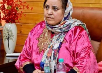 Sakeena Itoo takes stock of hailstorm damage in Kulgam, Shopian