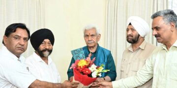 Delegation calls on LG Manoj Sinha
